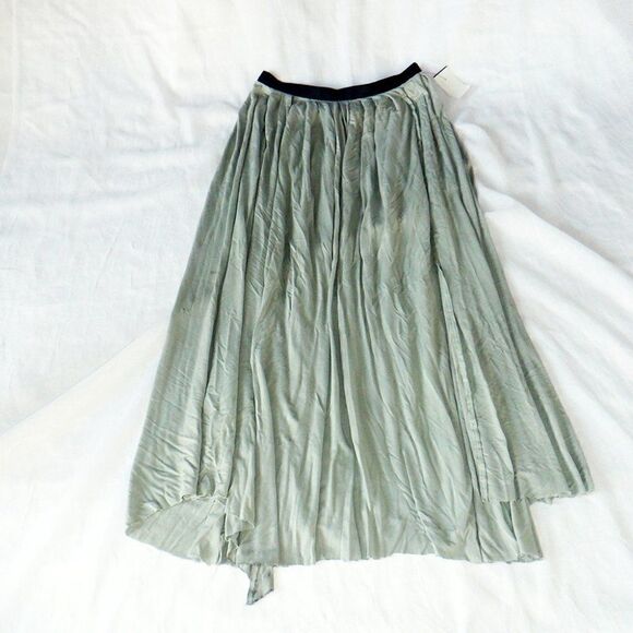 Ecote pale green split broom skirt - Picture 4 of 4